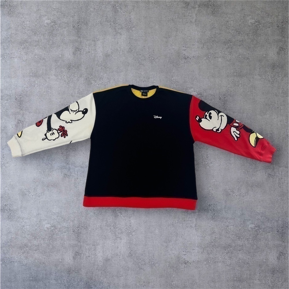 Disney x Zara sweatshirt , Multi color , 100 Cotton , Made in Morocco  Size M